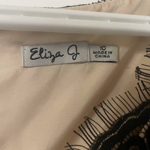 Eliza J Lace Cocktail Dress - Picture 2 of 3